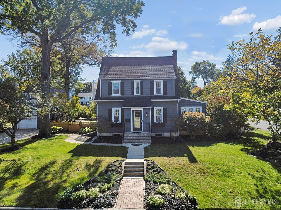1st image of 202 Ashland Rd