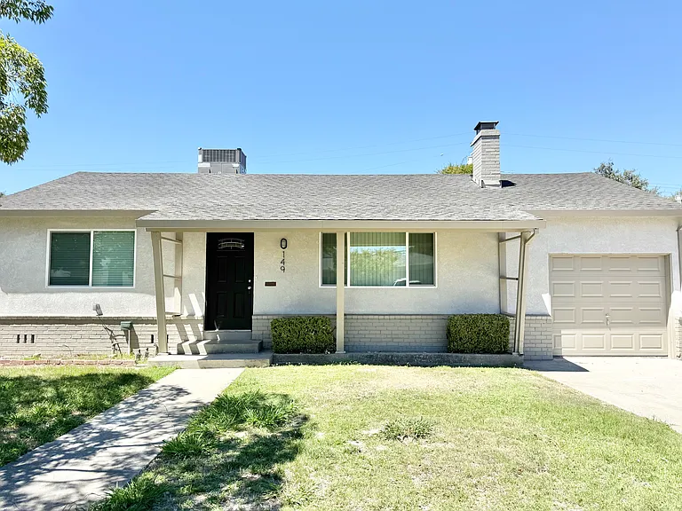 149 W McKenzie Ave — Photo 1