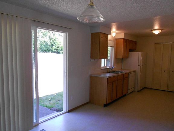 5th image of 6209 103rd Street Ct E