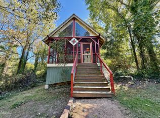 574 Primitive St, Durham, NC 27701