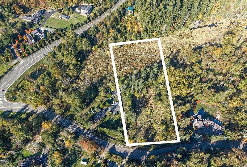 3rd image of 24 xxx SE Black Nugget Road