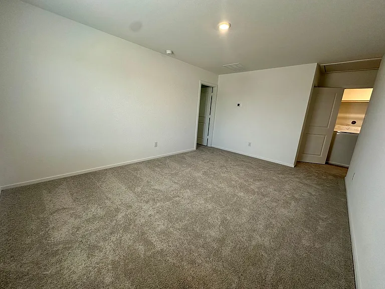 13310 Rayhill Dr — Photo 12