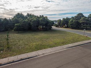 2847 Spinnaker Dr SW, Bandon, OR 97411