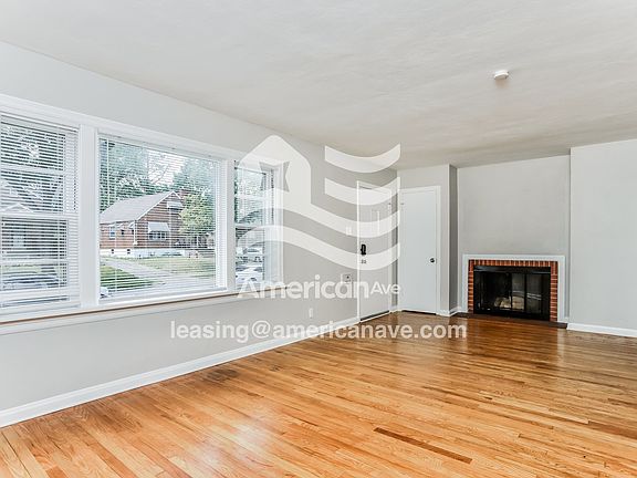 1159941_003_living_room_12801023.jpg