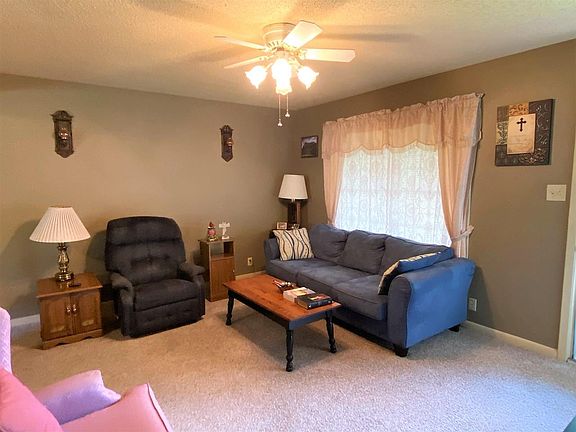 5th image of 5 S Hermitage Dr