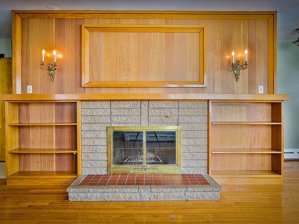 1st image of 12 Harwood St