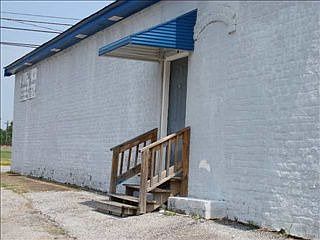 2nd image of 151 W Main St