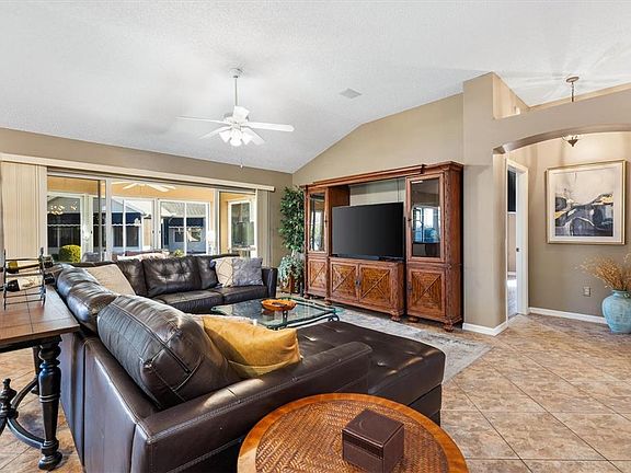 4th image of 1505 Doria Ln