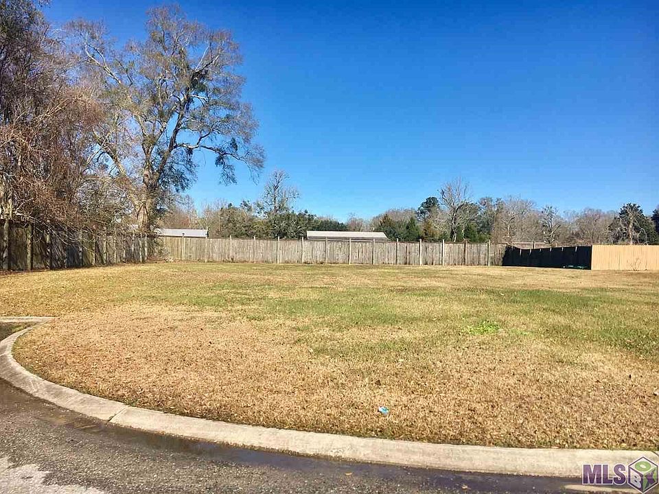 1st image of 41118 Clearwater Ave
