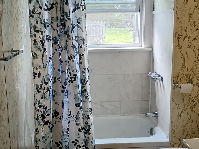 412 Whiteview Rd #1 — Photo 15
