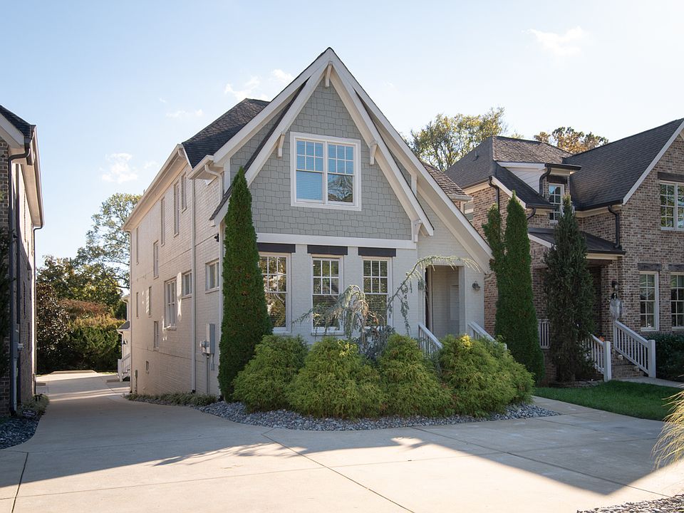 1st image of 843 Clayton Ave