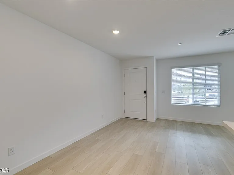 945 Jigglypuff Pl — Photo 7