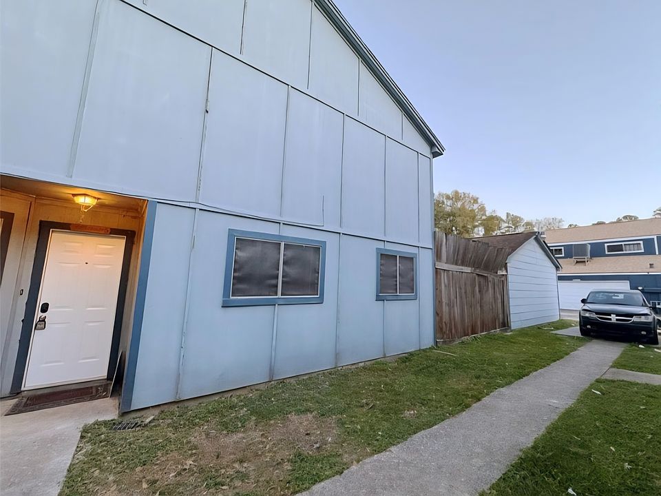 1st image of 12306 Wild Pine Dr