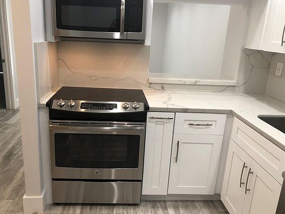 2nd image of 7900 Camino Cir APT 306