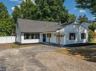 1976 Greentree Rd, Cherry Hill, NJ 08003