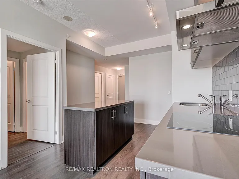 180 Enterprise Blvd #809 — Photo 8