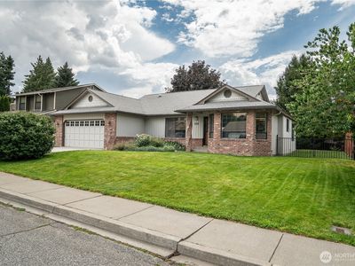 808 12th Street NE, East Wenatchee, WA, 98802
