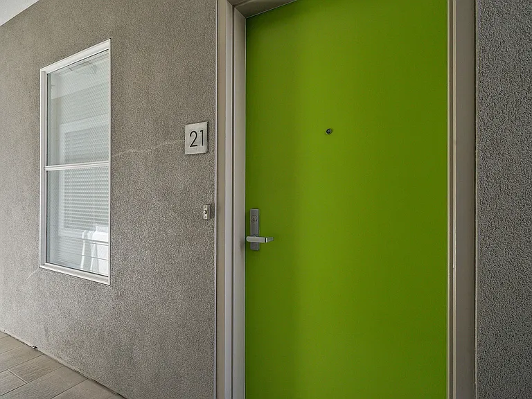 566 S Van Ness Ave #21 — Photo 27