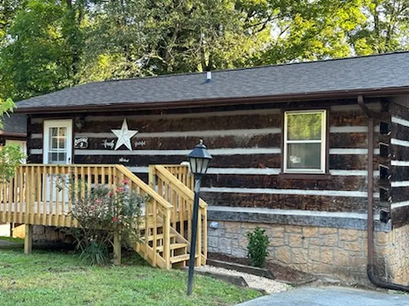 2822 Walnut St APT 3, Johnson City, TN 37604