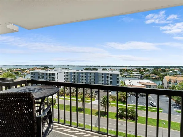 400 Island Way APT 811, Clearwater, FL 33767