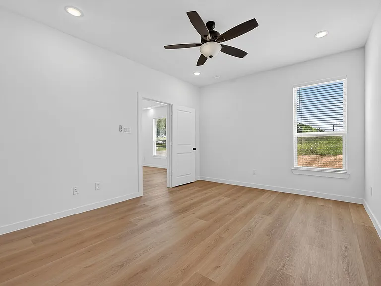 10520 Tube Dr — Photo 16