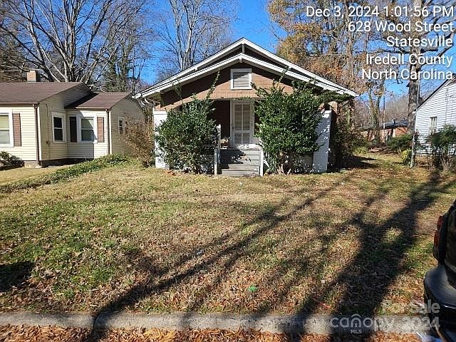 1st image of 641 Wood St