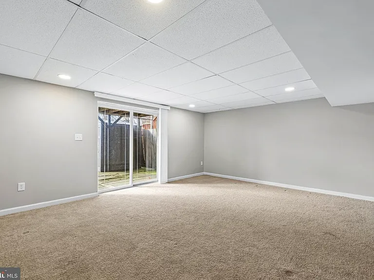 21 Sandstone Ct — Photo 6