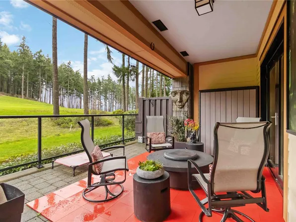 1400 Lynburne Pl #109, Langford, BC V9B 0A4