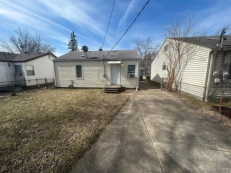 21076 Atlantic Ave — Photo 11