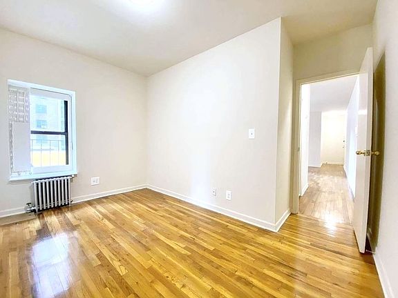 3rd image of 580 Amsterdam Ave #2F