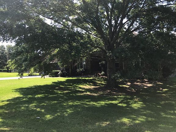 2nd image of 7 N Hill Dr W