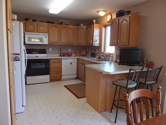 4th image of 3622 11th Ave S