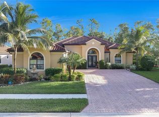 1564 Mockingbird Dr, Naples, FL 34120