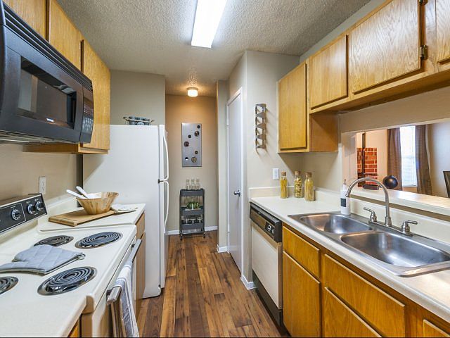 1st image of 601 Twin Oaks Dr APT 502