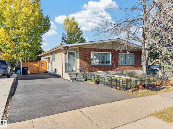 3816 85th St NW, Edmonton, AB T6K 0H6