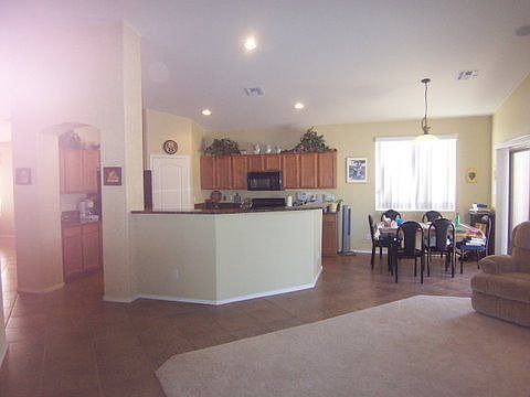 5th image of 2960 E La Costa Dr