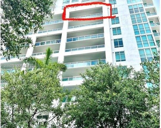 2nd image of 951 Brickell Ave APT 709