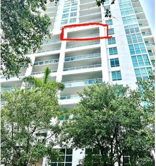 951 Brickell Ave #709 — Photo 2