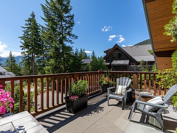 8313 Deck 1A_03012023