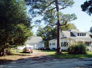 113 Bennie Davis Rd, Marshallberg, NC 28553