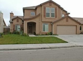 10648 N Bunkerhill Dr, Fresno, CA 93730