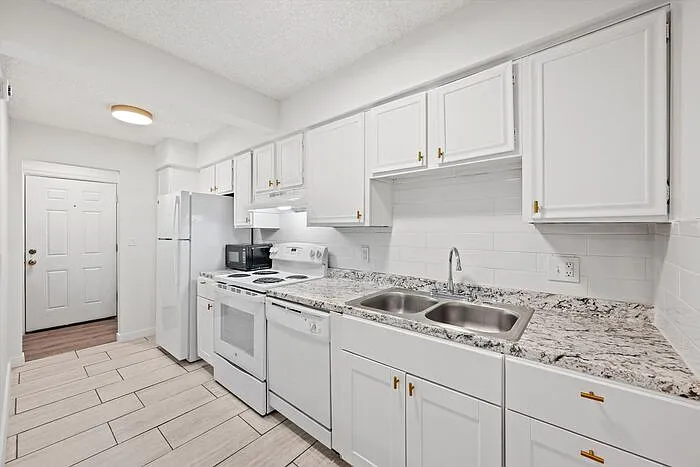 1 bed, 1.0 bath, 673 sqft, $1,150 — Photo 2