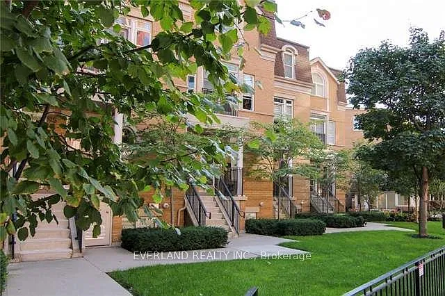 99 Pleasant Blvd