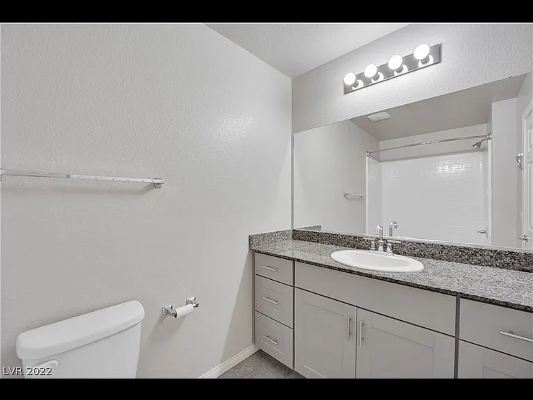 7447 Sunray Point St — Photo 7