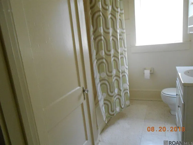2148 Stanford Ave — Photo 9