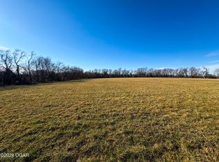 S Pine St, Carterville, MO 64835