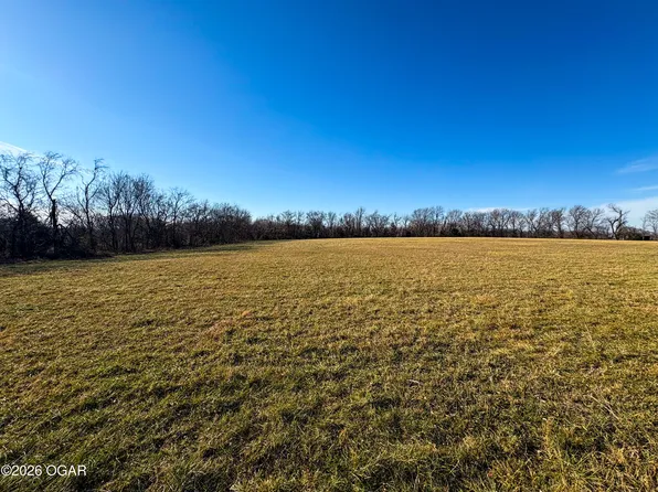 S Pine St, Carterville, MO 64835