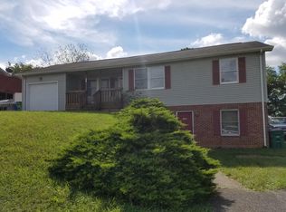 260 Teel St #A, Christiansburg, VA 24073