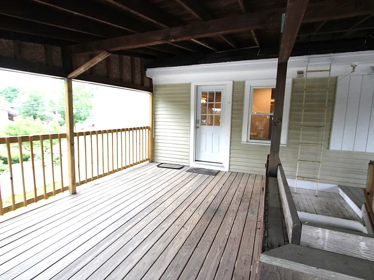 98 Plain St #C — Photo 16