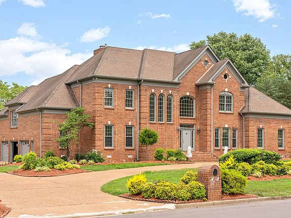 4th image of 2874 Summer Lawn Dr